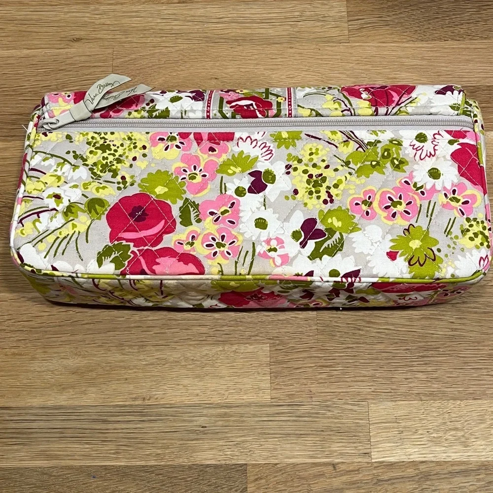 Vera Bradley gently used